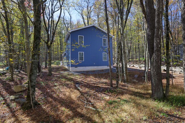 Foto del edificio - 1121 Cobblewood Rd