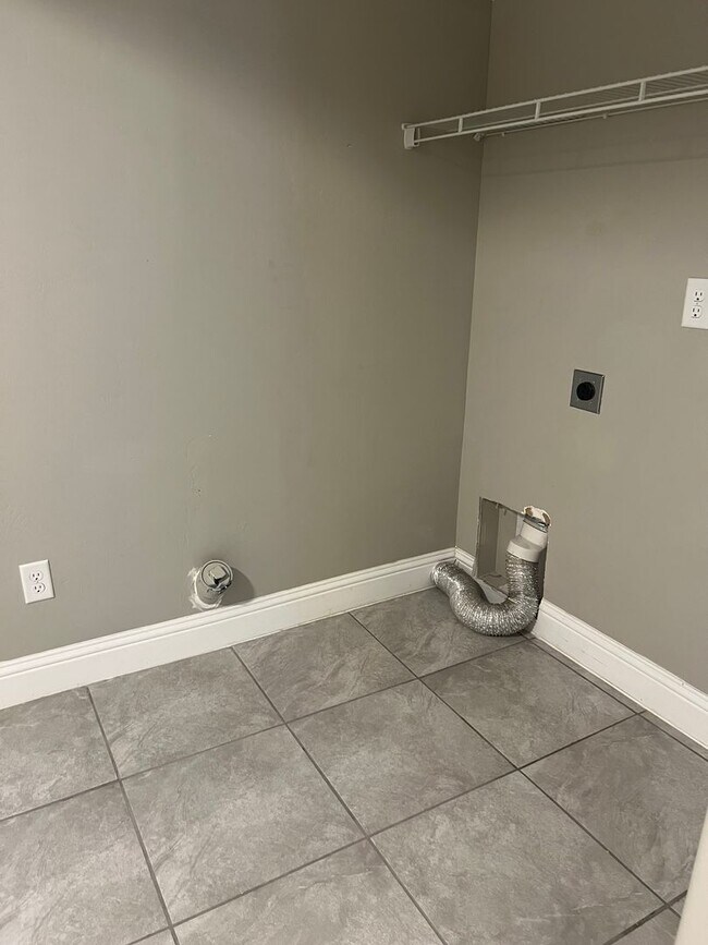 Foto del edificio - Pet Freindly Townhome