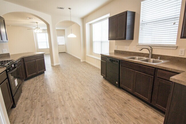 Foto del edificio - 29606 Woodsons Shore Dr