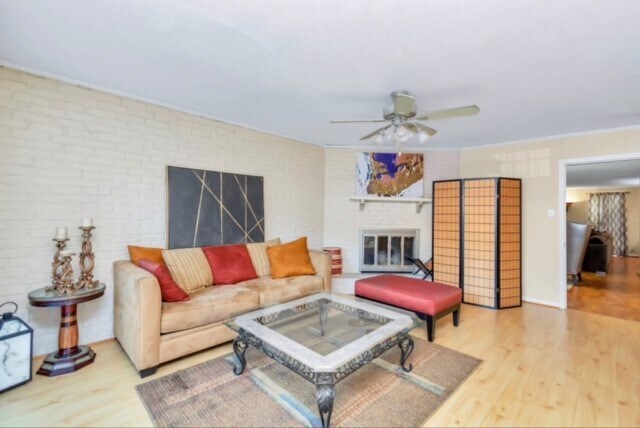 Foto principal - 530 N Post Oak Ln