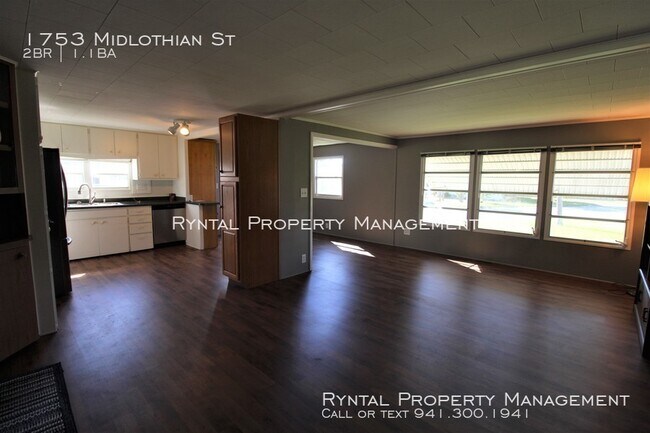 Foto del edificio - 1753 Midlothian St