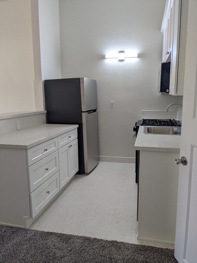 Photo - 3544 Garnet St Apartments