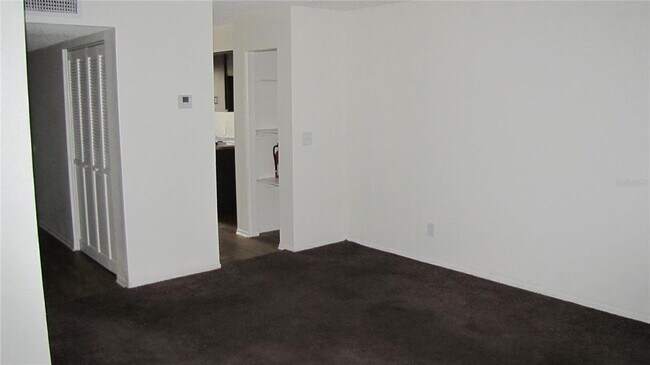 Foto del edificio - 7506 Needle Leaf Pl