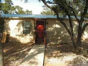 Building Photo - 440 Clearview Canyon