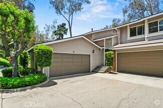 Building Photo - 6516 E Camino Vista