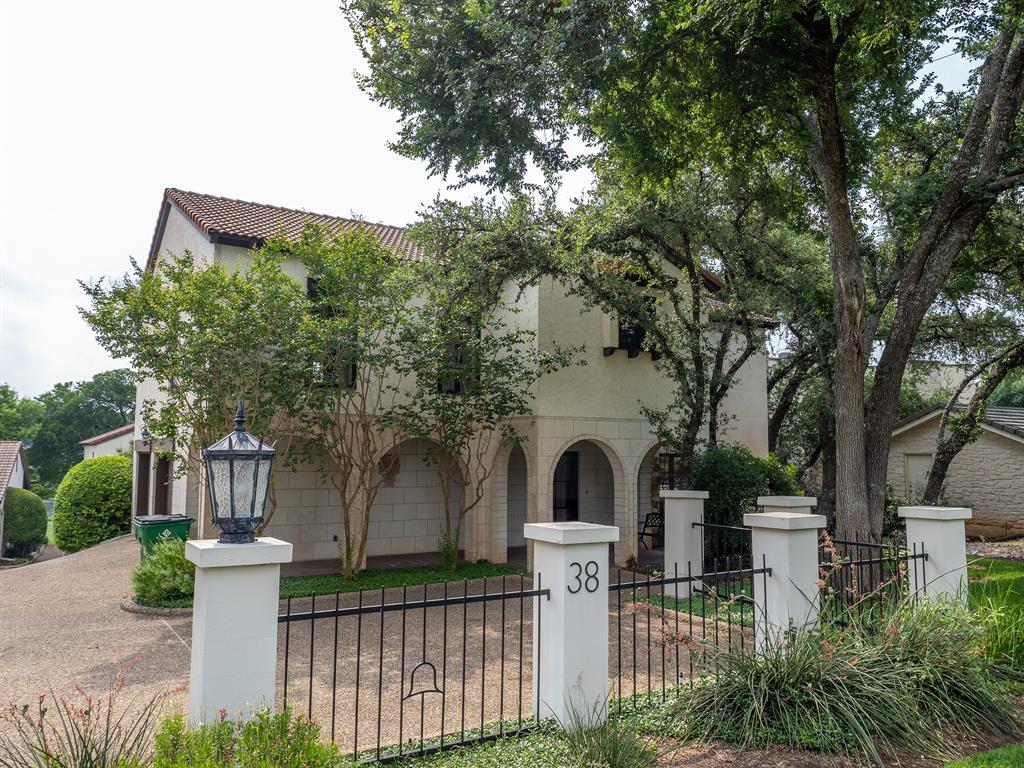 Primary Photo - 38 Club Estates Pky