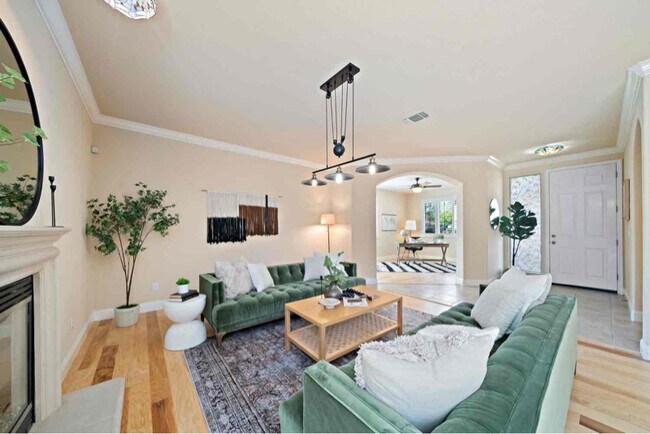 Building Photo - 3718 Bella Cruz Ct