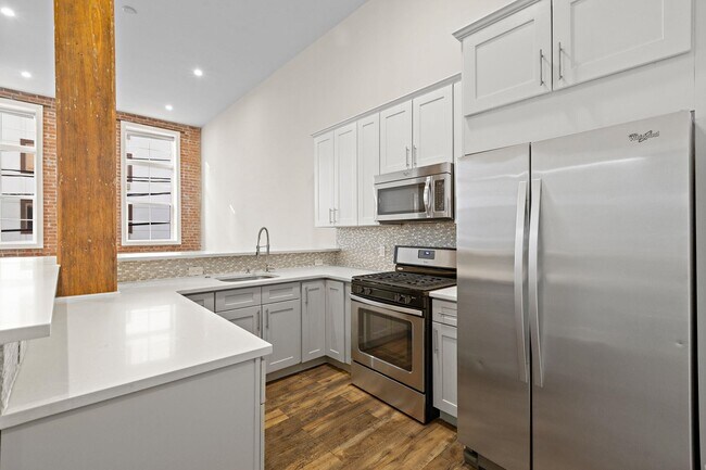 Foto del edificio - 6200 Hudson Ave