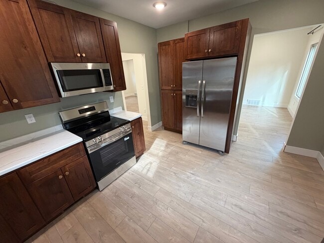 Foto del edificio - 424 Ann St SE