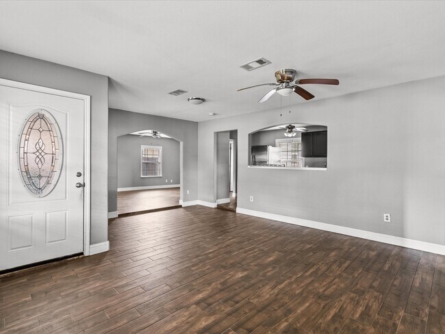 Building Photo - 2512 Jackson