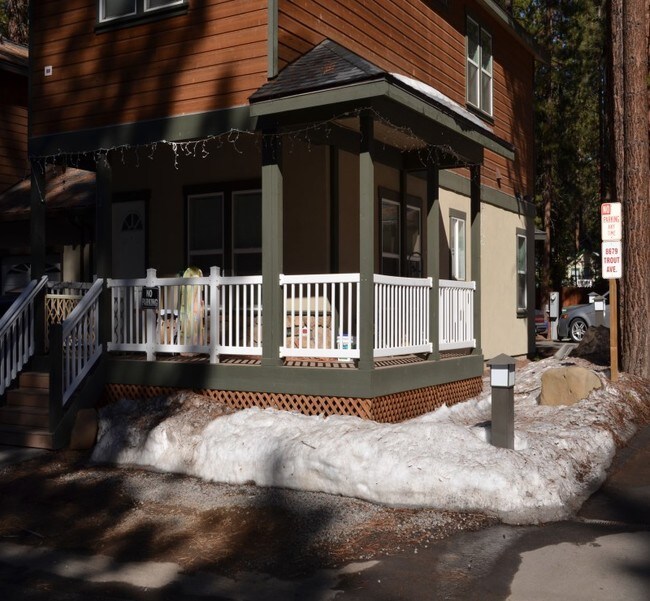 Building Photo - 8679 Trout Ave