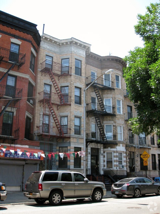 Primary Photo - 786 Prospect Pl