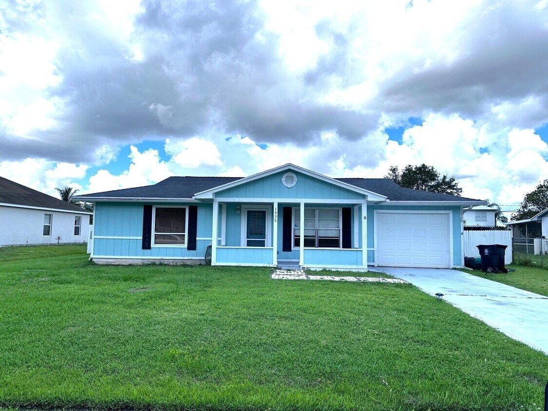 Primary Photo - 1920 SW Taurus Ln