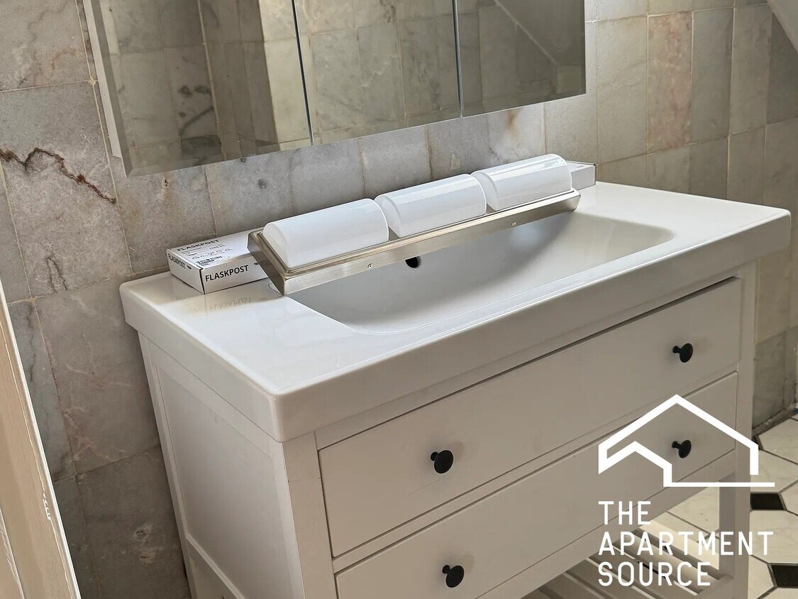 Foto del edificio - 2921 N Spaulding Ave