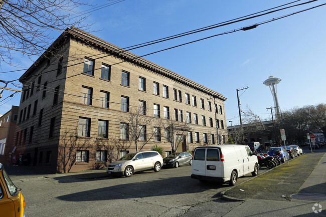 Building Photo - Avalon Apartments