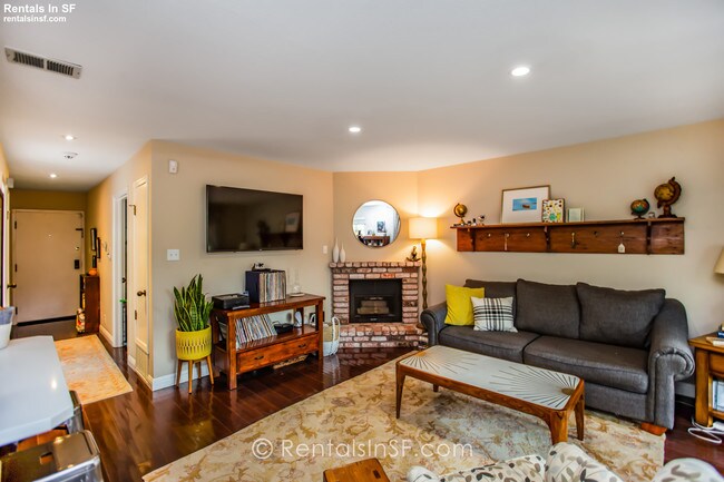 Building Photo - Stunning 2bd Condo in NOPA! Rentals In SF