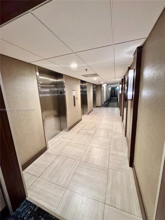 Foto del edificio - 3731 N Country Club Dr