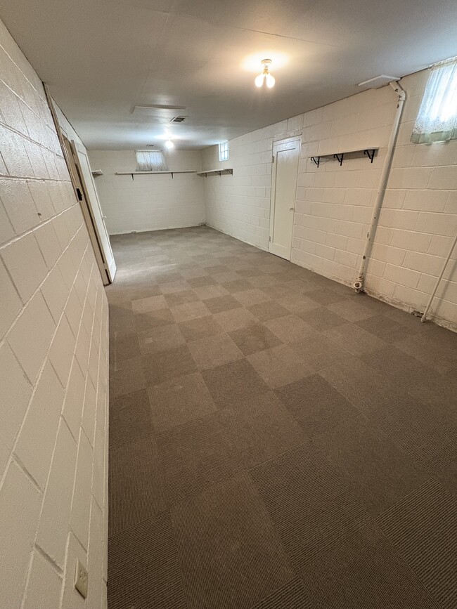 Foto del edificio - 106 Juniper St S