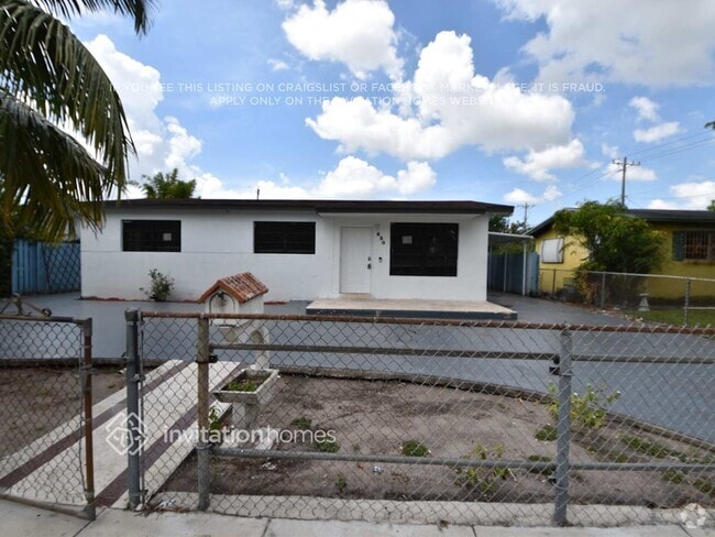 Building Photo - 630 E 65th St