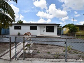 Building Photo - 630 E 65th St