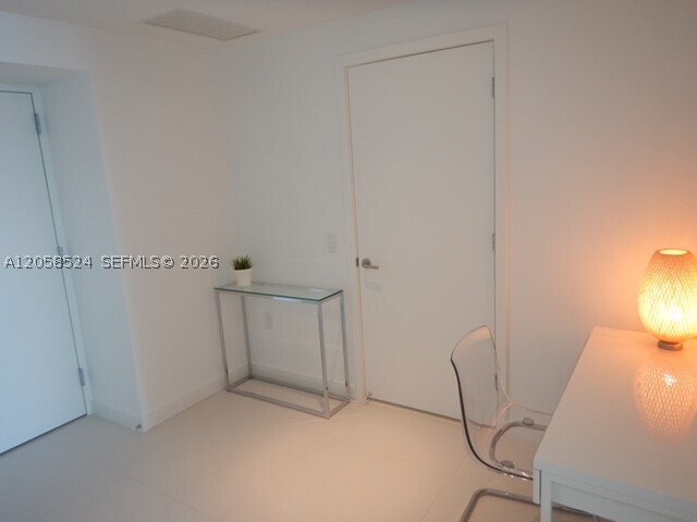 Foto del edificio - 501 NE 31st St
