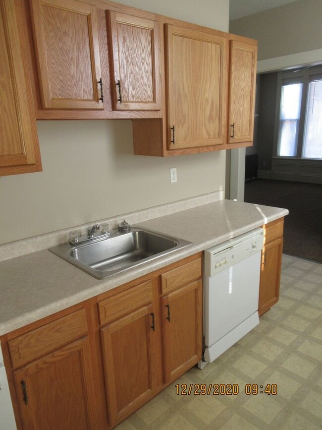 Foto del edificio - 209 W Dewald St