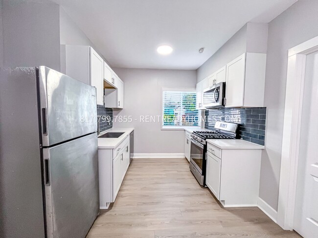 Foto del edificio - 4431 Clay St