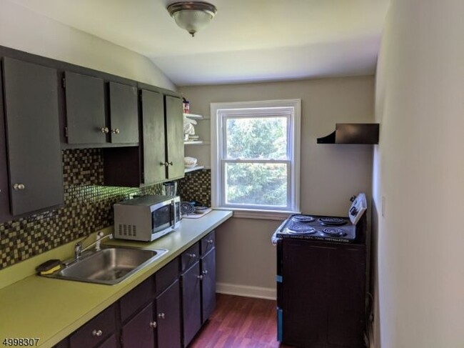 Foto del edificio - 441-442 Grove St