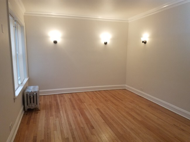 Foto del edificio - 1729 W 91st St