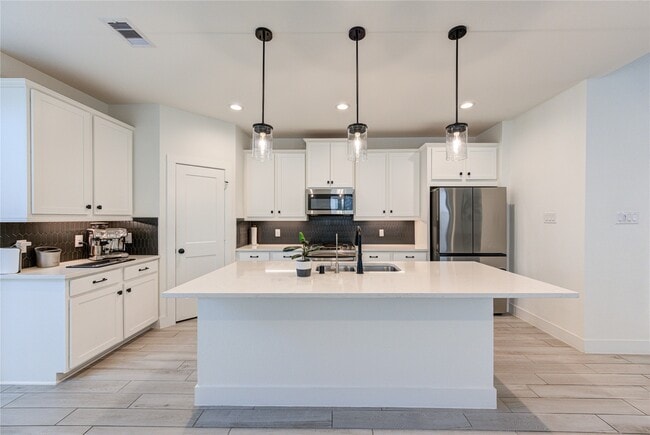 Building Photo - 10636 Wild Chives