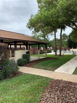 Building Photo - 2037 Kings Crossing SW