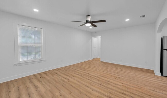 Foto del edificio - 2525 Cole Ave