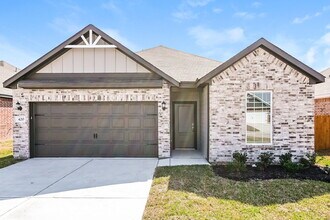 Building Photo - 420 Mustang Trot Dr