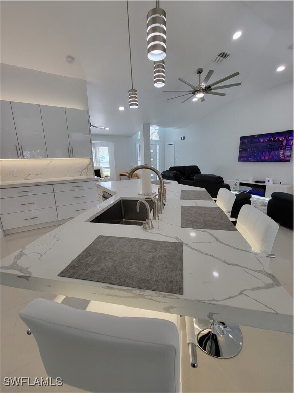 Foto del edificio - 237 SW 47th St