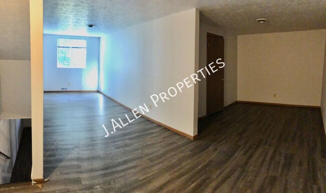 Foto del edificio - Peaceful 2 Bed - Garage Included! (with op...