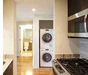 Building Photo - 315 W 33rd St