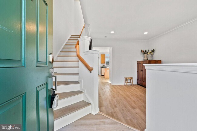 Building Photo - 20957 Killawog Terrace
