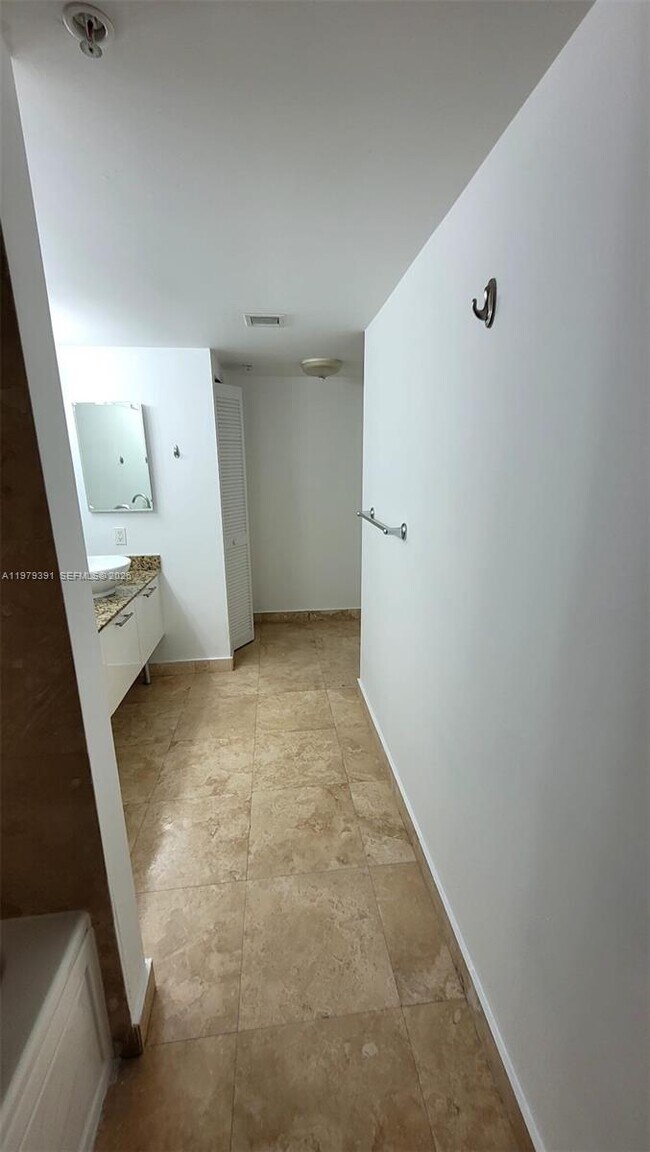 Foto del edificio - 41 SE 5th St