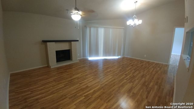 Foto del edificio - 11520 Huebner Rd