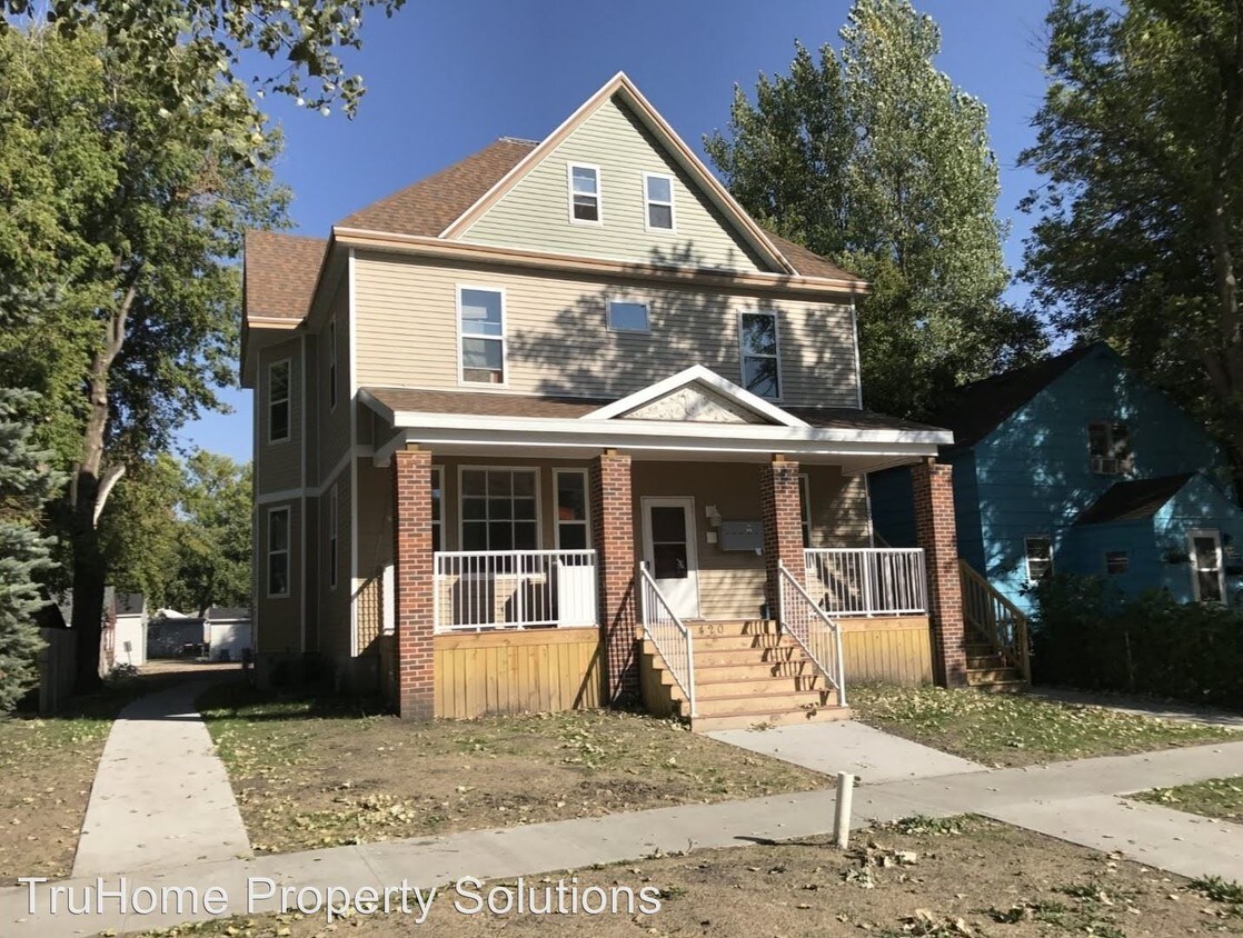 Foto principal - 420 2nd Ave NE