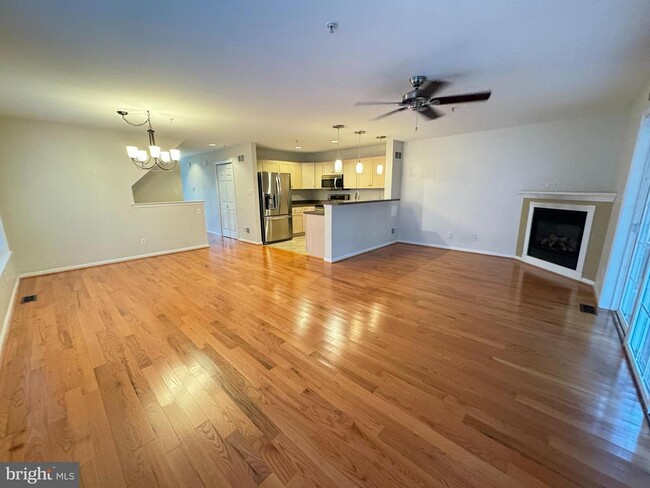 Building Photo - 147 NE Isles Dr