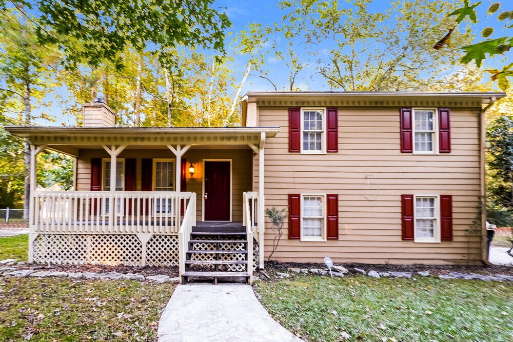 Primary Photo - 2350 Bankstone Dr SW