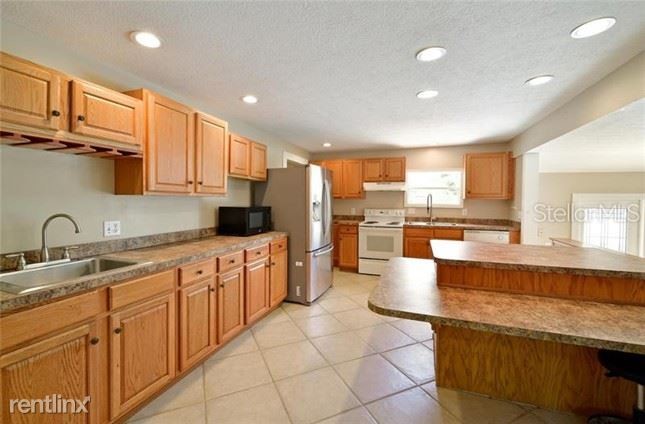 Building Photo - 4 br, 3 bath House - 1108 66th Ave W