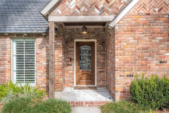 Building Photo - 12306 Boheme Dr