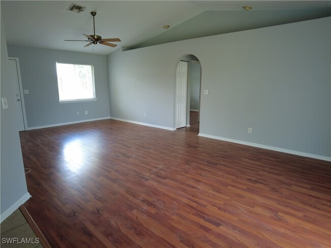 Building Photo - 27052 S Riverside Dr