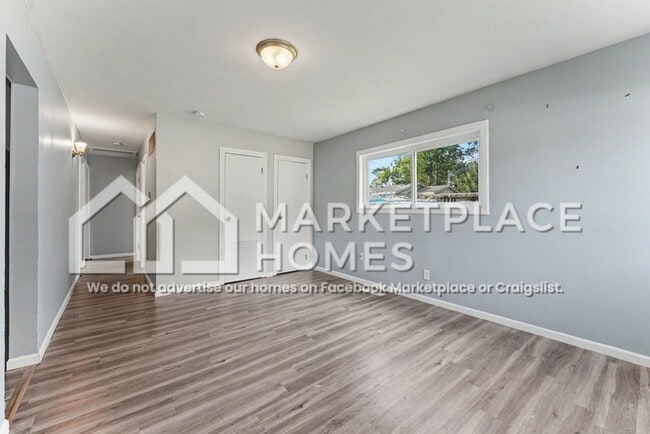 Building Photo - 7432 Beech Ave