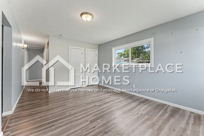 Foto del edificio - 7432 Beech Ave