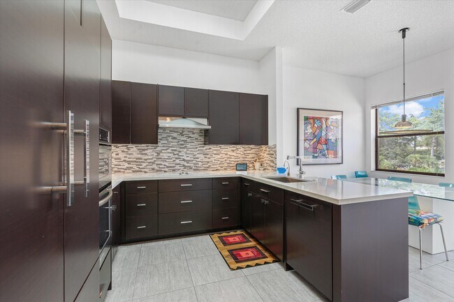 Foto del edificio - 16837 Isle of Palms Dr