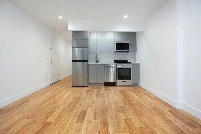 Foto del edificio - 127 E 36th St