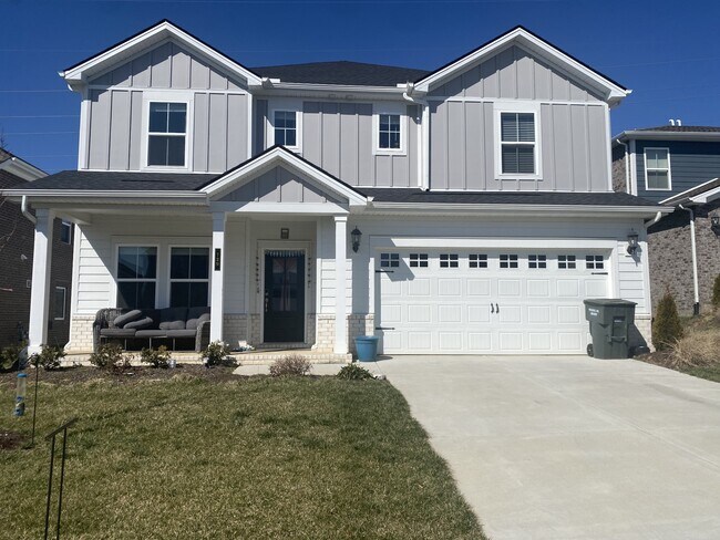 729 Castle Rd  